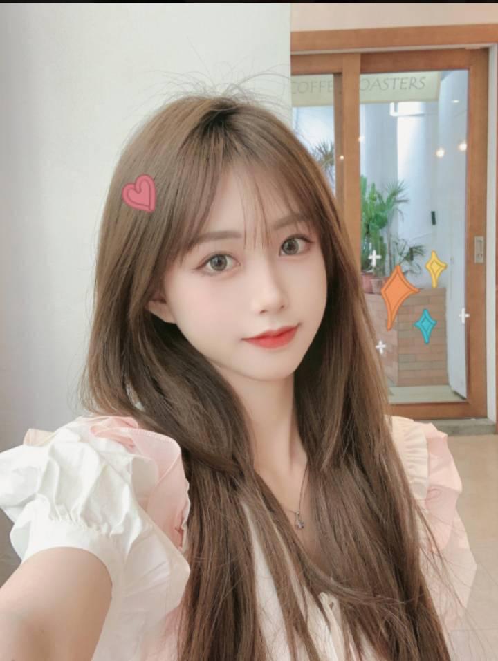 胸美水多 肤白貌美，身高一米六八